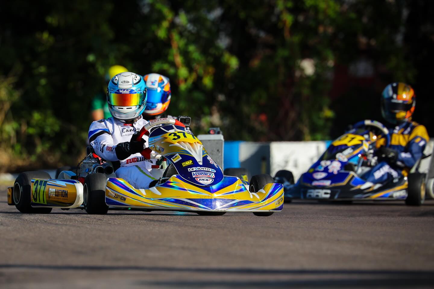 Evolution Kart race action